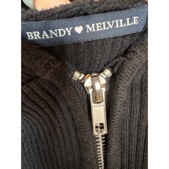 Brandy Melville Black Knit Cropped Zip Up Hoodie Women’s One Size - Picture 5 of 11